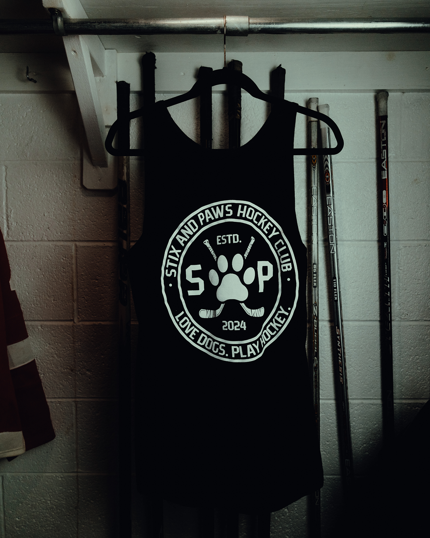 Signature Tank